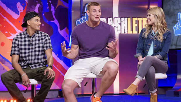 rob-gronkowski-crashletes-interview-header.jpg
